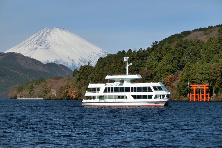 Mt Fuji and Hakone 1-Day Bus Tour Return by Bullet Train
