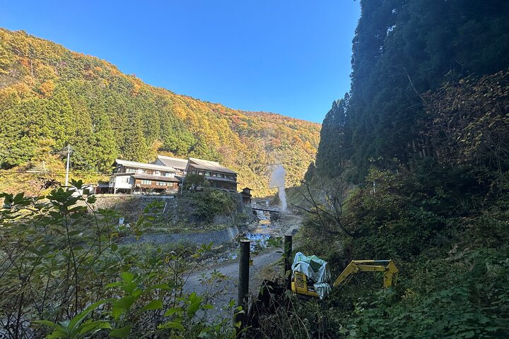 1-Day Private Snow Monkey ZenkoJi Temple & SakeTasting NaganoTour