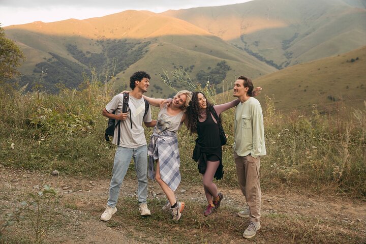 Private Hiking and Riverside Sauna Therapy From Vanadzor