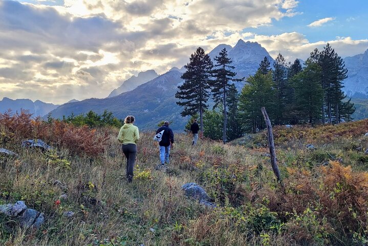 Self-Guided Hiking Tour: Theth, Valbona & Koman Lake in 3 Days