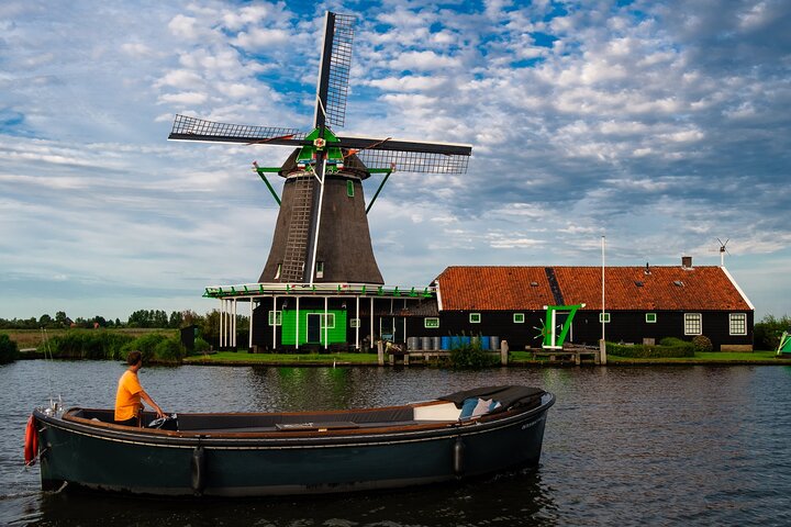 Private Zaanse Schans Windmill Cruise On Luxury Boat
