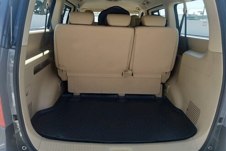 Private Transfer Bariloche Airport BRC to Bariloche or Villa La Angostura by van