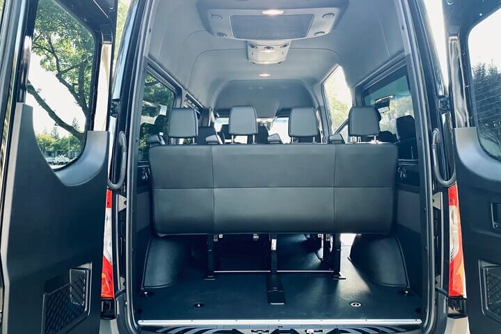 Private Transfer Bariloche Airport to Bariloche or Villa La Angostura by minibus