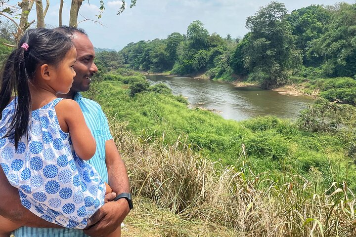 Sri Lanka Personal Tour Driver in private vehicle