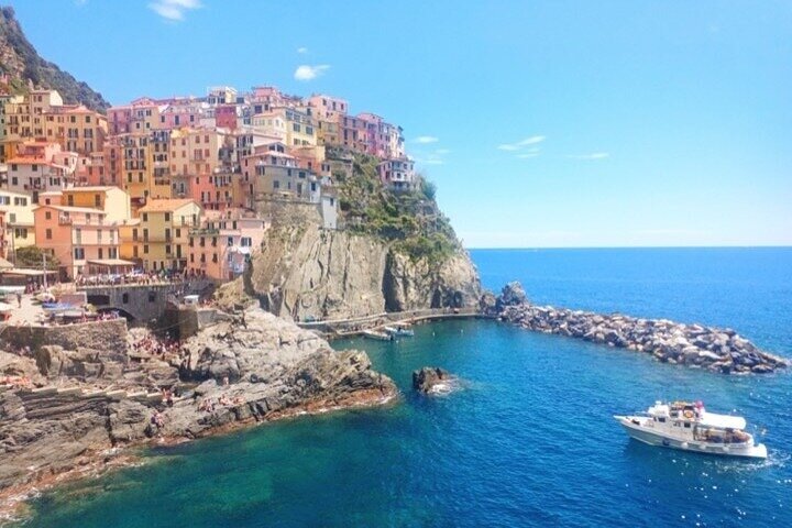 Cinque Terre by train and boat