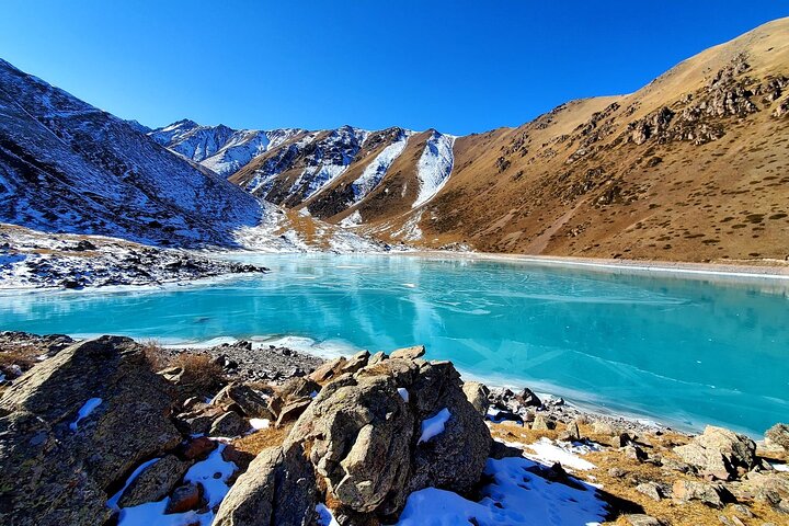 Scenic Kol Tor Lake Hike & Burana Tower in 1 Day