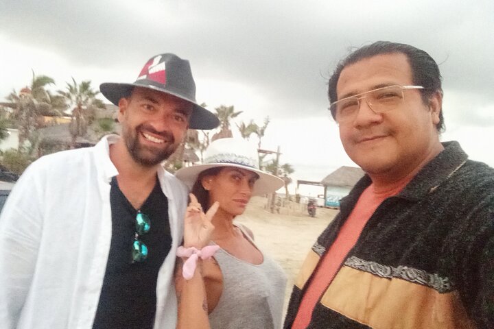Private Transfer from Todos Santos to Los Cabos Airport