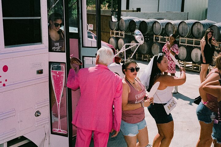 Half-Day Winery Tour in Fredericksburg