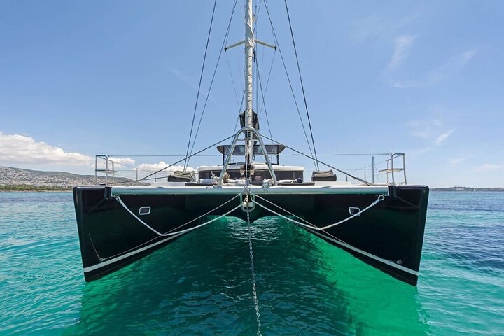 Premium Catamaran Tours, 8-flavor Feast & Drinks, Limited guests!