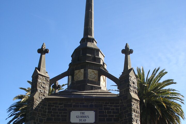 Private Day Scenic Excursion to Akaroa/Christchurch ex Lyttelton