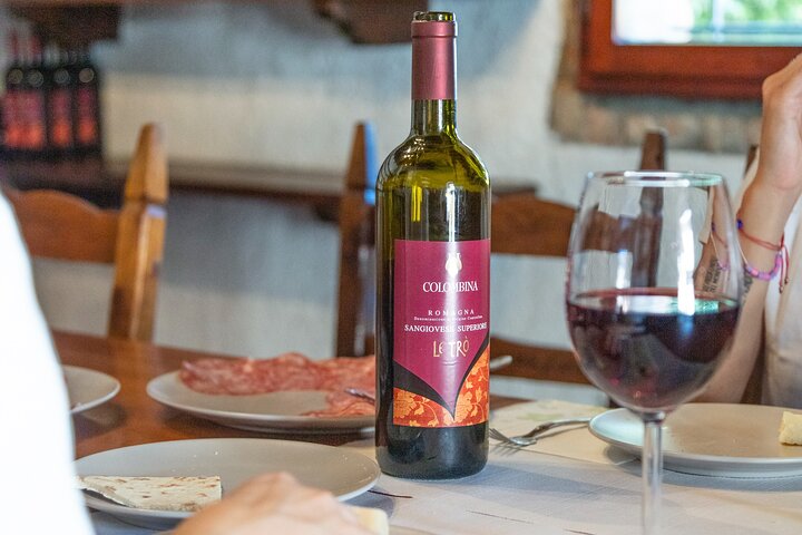Private tastings at the Colombina Agricultural Company