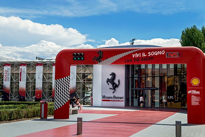 Maranello: Ferrari Museum Entrance Ticket and Simulator