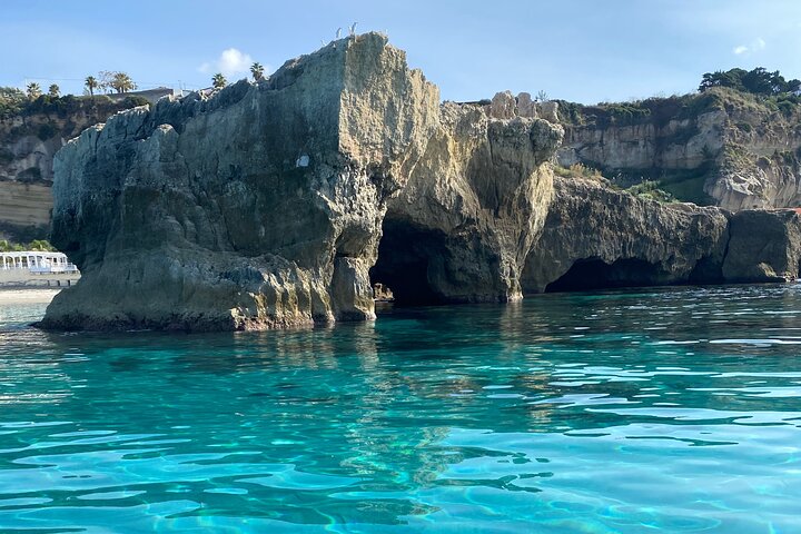 Costa Degli Dei Tour from Tropea to Capo Vaticano with aperitif