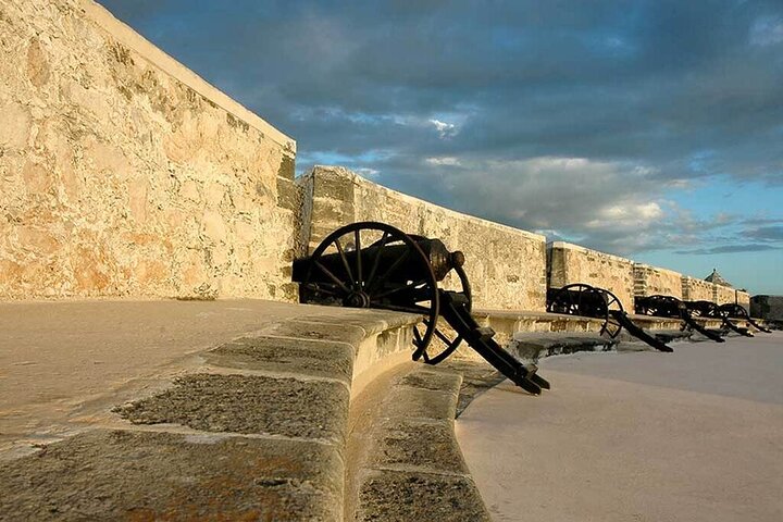 Experience Campeche : evening tour with sunset and typical dinner