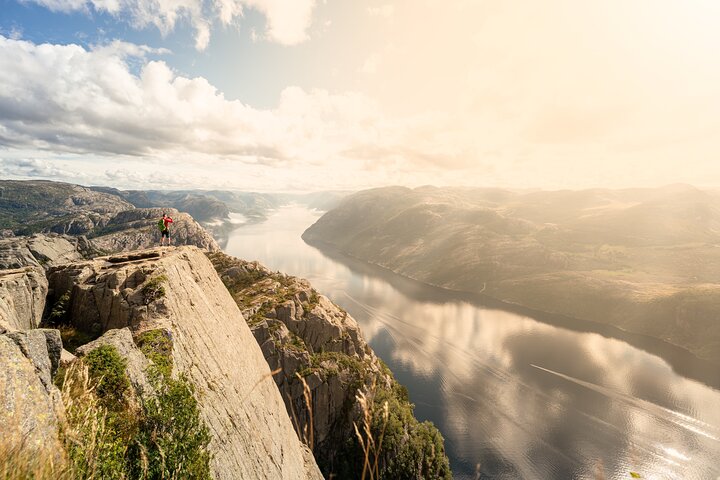 Preikestolen | Pulpit Rock - Hike with an expert guide