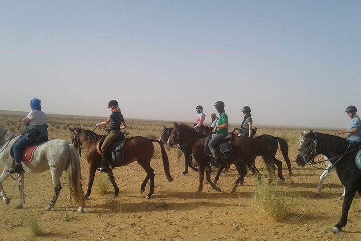 The authentic Tozeur on horseback with private transfer