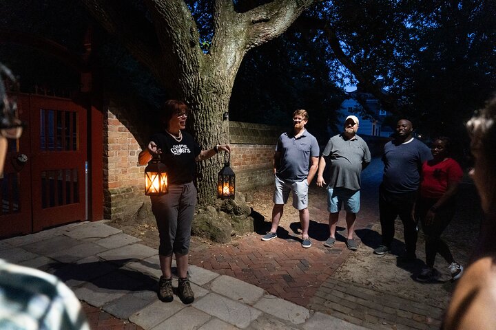 Chains, Coffins, & Curses: Charlottesville Ghost Tours