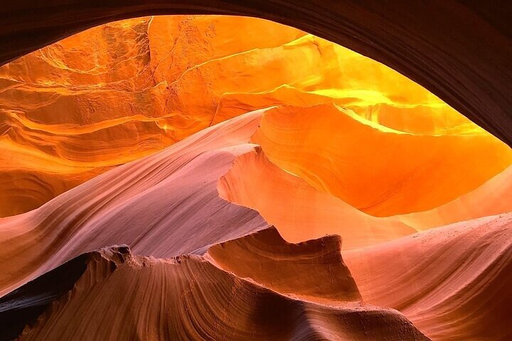Page: Lower Antelope Canyon Prime Time Entry with Navajo Guide