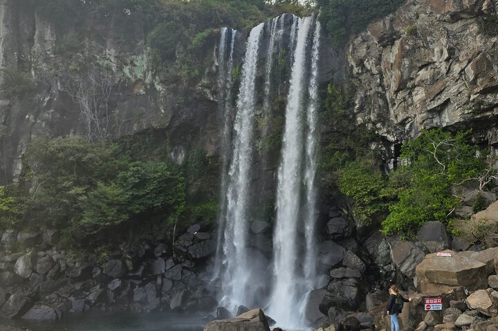 Package tour of All areas of Jeju Island-(East &South &West)