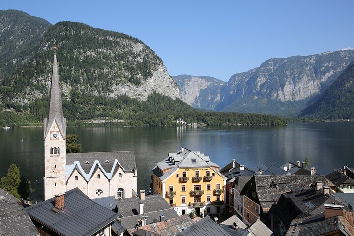 Salzburg Super Saver: Hallstatt & Original Sound of Music Tour
