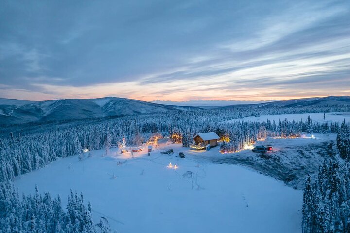 Mountaintop 360° Best Alaskan Cabin with Photography @Aurora Camp