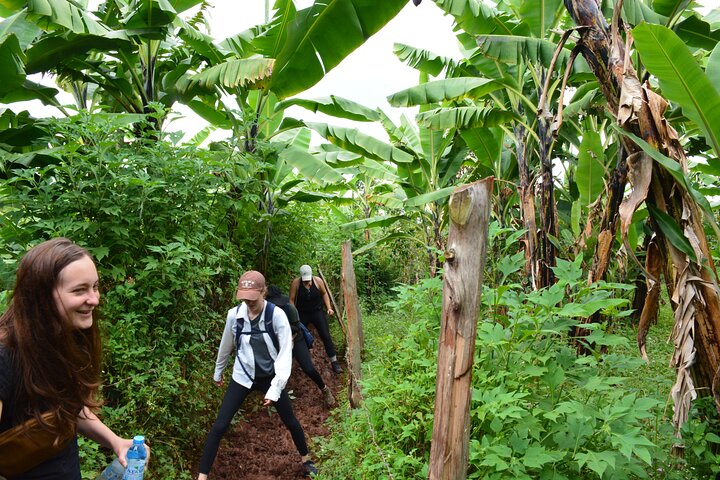 Sipi Waterfall Hike and Swimming Experience
