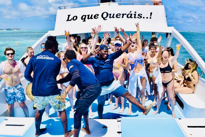 Private Catamaran Cruise with Slide & unlimited drinks