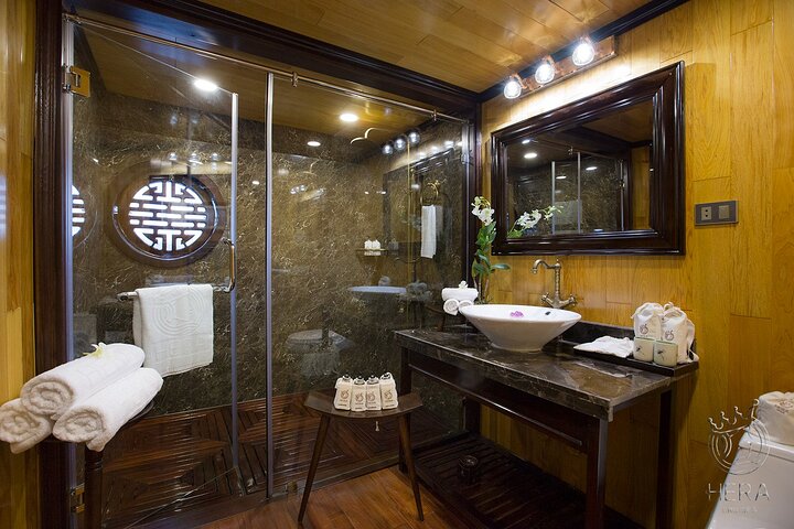 Halong Bay - Hera Cruise - All Inclusive Multi Days Tour