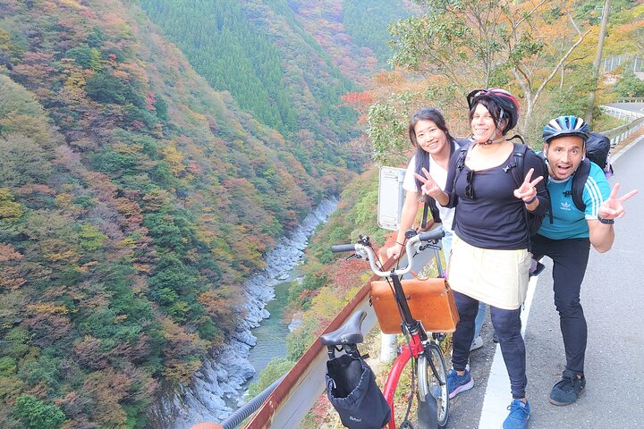 Iya Valley BROMPTON Slow Cycling Tour