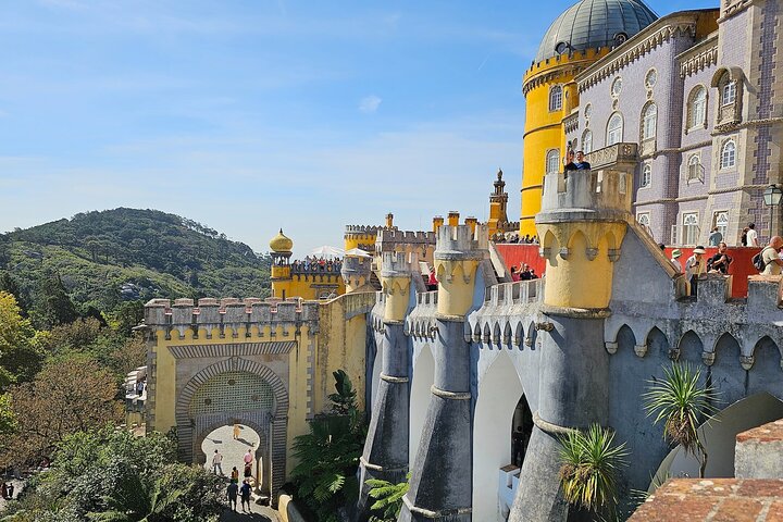 Group Tour to Sintra, Pena, Regaleira, Cabo da Roca & Cascais