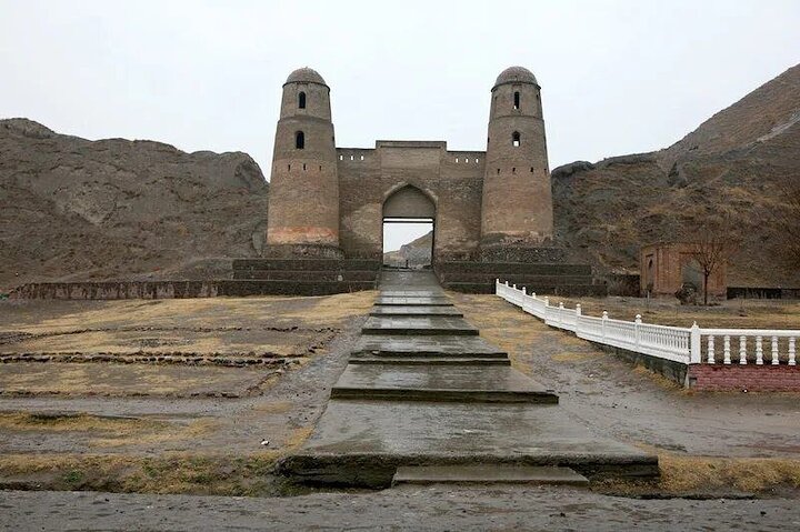 Dushanbe City Tour & Hissar Fortress