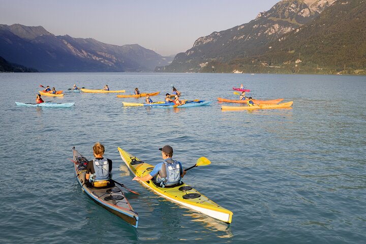 Kayak Tour of the Turquoise Lake Brienz
