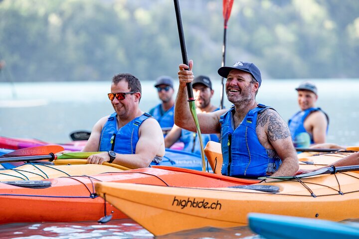 Kayak Tour of the Turquoise Lake Brienz