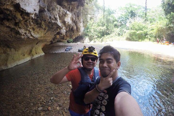 Cave Tubing in Belize with V.i.V.