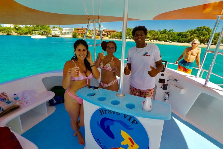 VIP Party Boat & Snorkeling