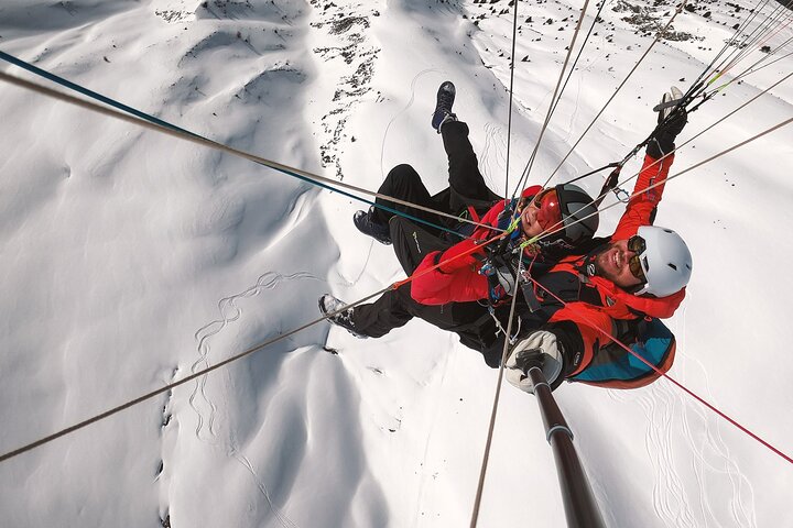 Paragliding Davos Early Bird (Video & Photos Included)