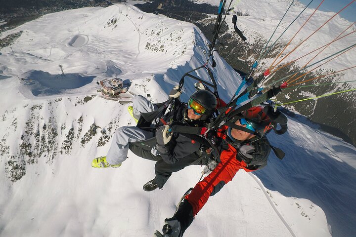 DAVOS: Paragliding For 2 Passengers - Together In The Air! (Video&Photos Incl.)
