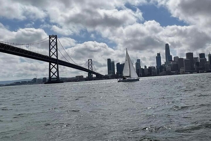 2hr. PRIVATE Sailing Experience on San Francisco Bay (6 Guests)