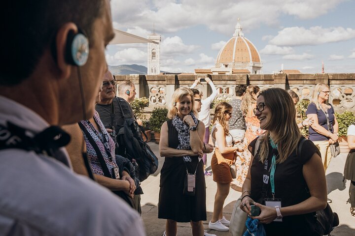 Florence in a Day: Skip the line David, Uffizi, Duomo & City Tour