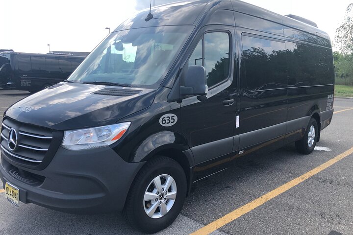 NYC Airports All Inclusive Private Arrival Transfer JFK LGA EWR