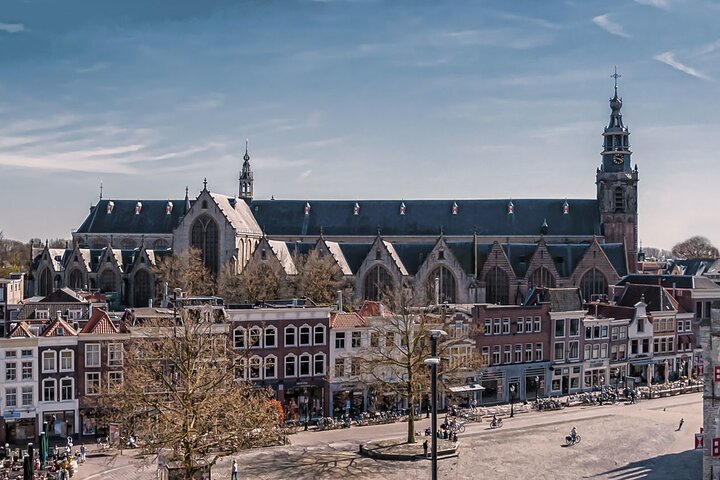 Historical Gouda: Private Walking Tour with a Local Guide