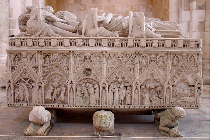 Alcobaça and Batalha Monasteries: Private Tour