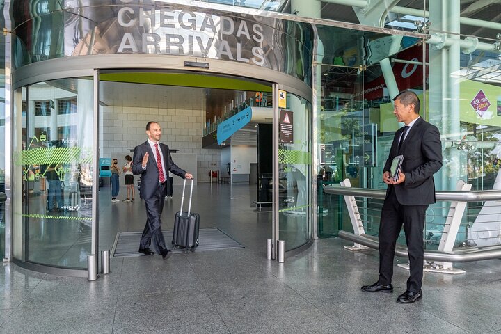 Lisbon Airport Private Transfer to Faro | Portimão | Lagos
