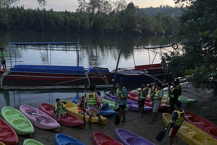 Bohol Firefly Watching by Kayak in Abatan River