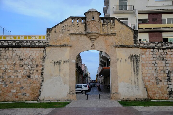 Experience Campeche : evening tour with sunset and typical dinner
