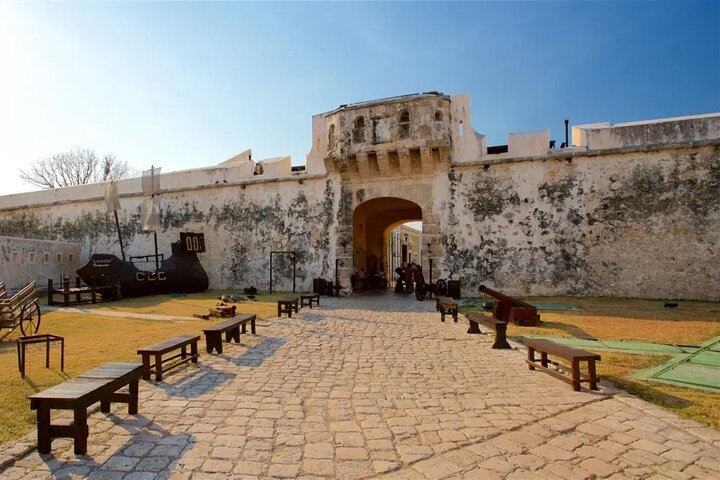 Experience Campeche : evening tour with sunset and typical dinner