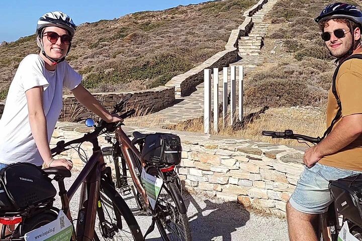 Full Ios Heritage & Flavor E-Bike Tour