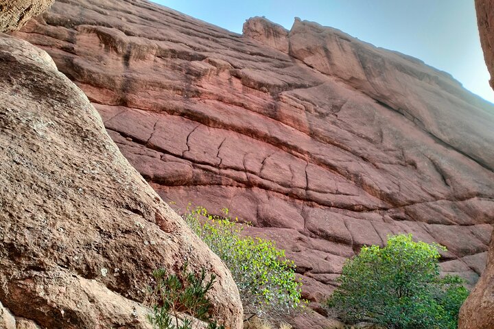 Hiking Valley of Roses and Dades Morocco