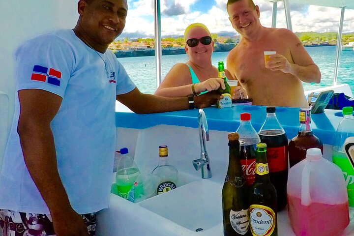 VIP Party Boat & Snorkeling at Sosua Bay