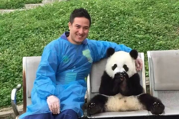 Chengdu Panda Research Base Tickets And Optional Private Tour